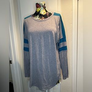 PINK Victoria’s Secret Long Sleeve Tee